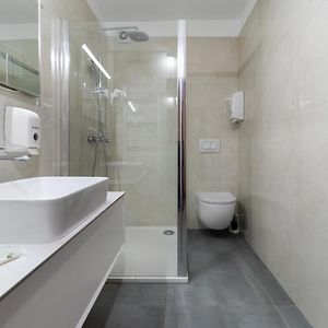 Zimmer mit zwei Einzelbetten